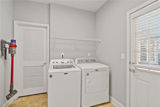 2613 Lakefield Court., Marietta, GA 30064