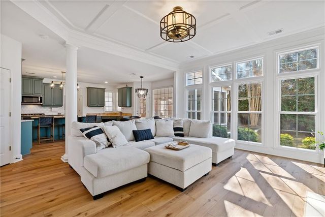 2613 Lakefield Court., Marietta, GA 30064