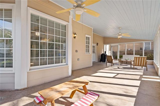 2613 Lakefield Court., Marietta, GA 30064