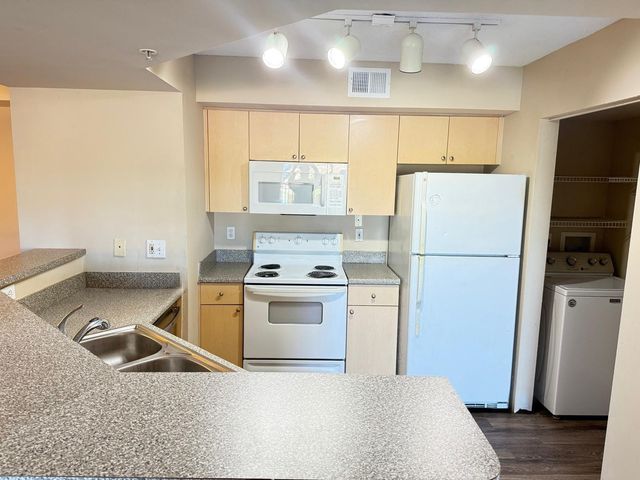 3779 NW Mediterranean Lane 207, Jensen Beach, FL 34957
