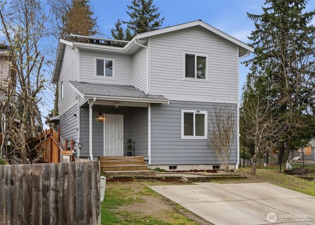 2177 Polar Star Way, Port Orchard, WA 98366