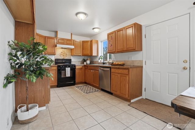 2177 Polar Star Way, Port Orchard, WA 98366