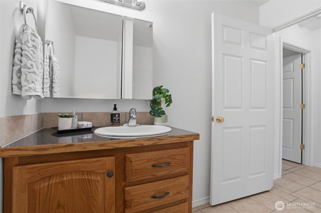 2177 Polar Star Way, Port Orchard, WA 98366