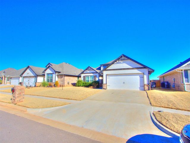 3208 Open Prairie Trail, Yukon, OK 73099