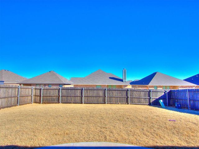 3208 Open Prairie Trail, Yukon, OK 73099