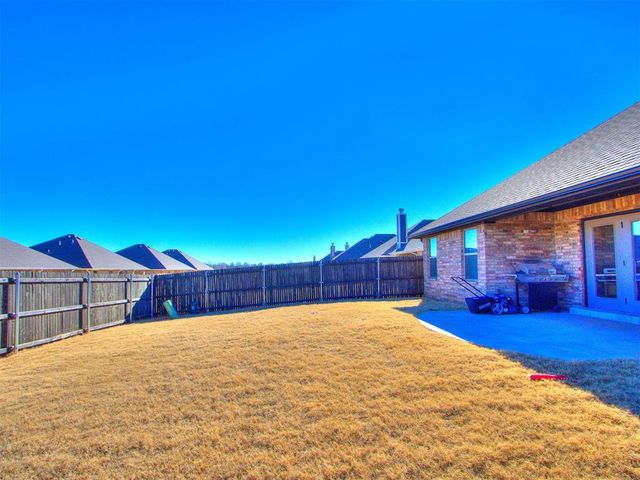 3208 Open Prairie Trail, Yukon, OK 73099