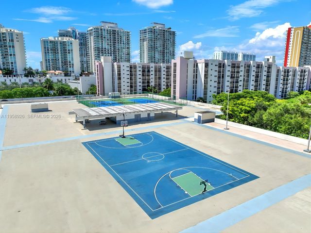 17021 N Bay Rd 706, Sunny Isles Beach, FL 33160