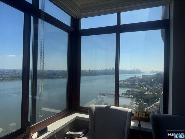 100 Old Palisade Road 4105, Fort Lee, NJ 07024