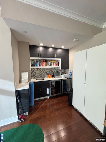 100 Old Palisade Road 4105, Fort Lee, NJ 07024
