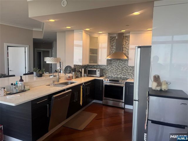 100 Old Palisade Road 4105, Fort Lee, NJ 07024