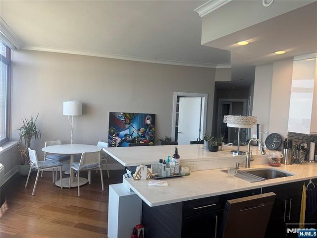 100 Old Palisade Road 4105, Fort Lee, NJ 07024