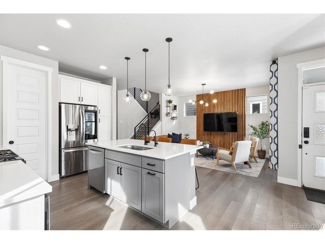 2742 W 69th Ave, Denver, CO 80221