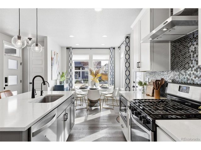 2742 W 69th Ave, Denver, CO 80221