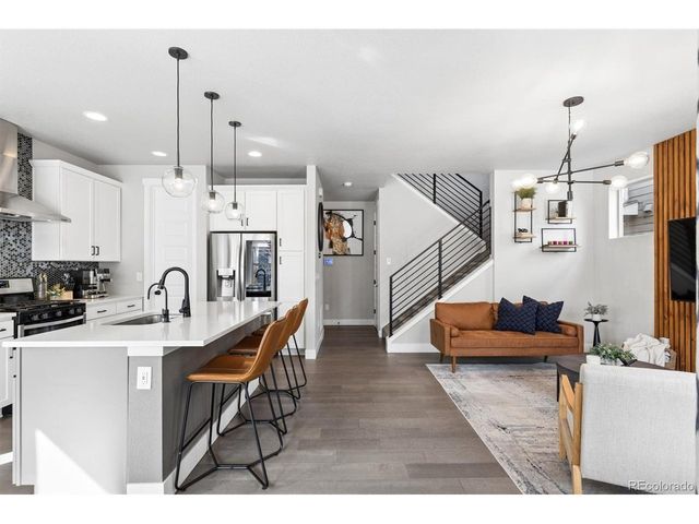 2742 W 69th Ave, Denver, CO 80221