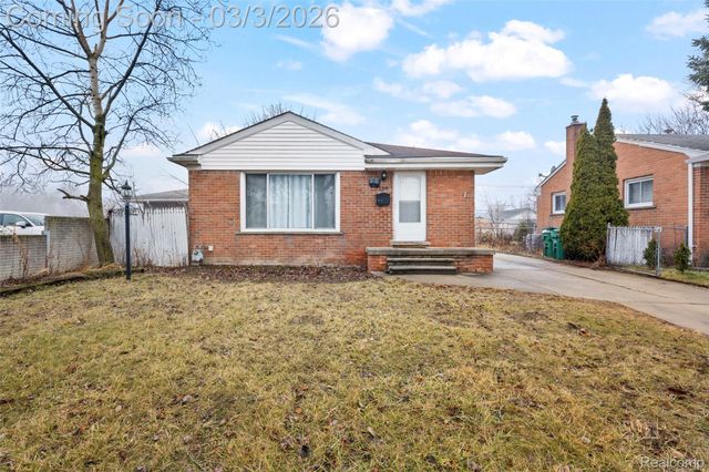 139 Belton Street, Garden City, MI 48135