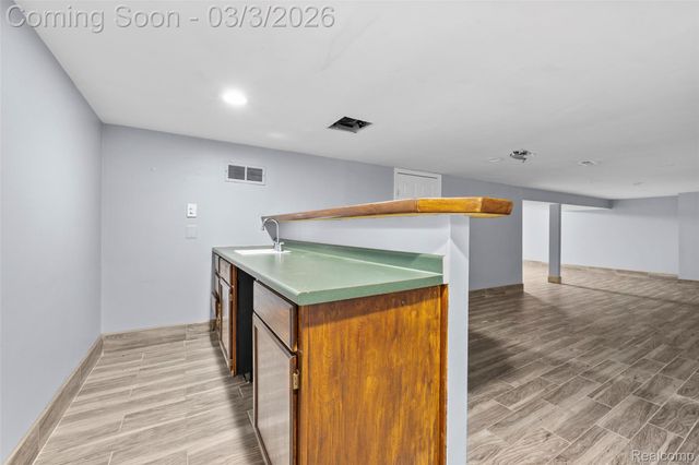 139 Belton Street, Garden City, MI 48135