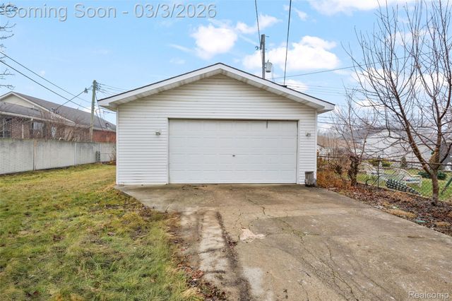 139 Belton Street, Garden City, MI 48135