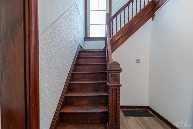 3014 Hackberry Street, Cincinnati, OH 45206