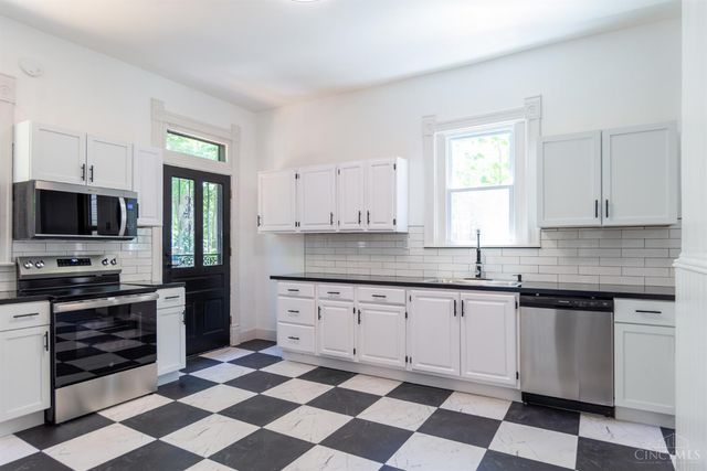 3014 Hackberry Street, Cincinnati, OH 45206