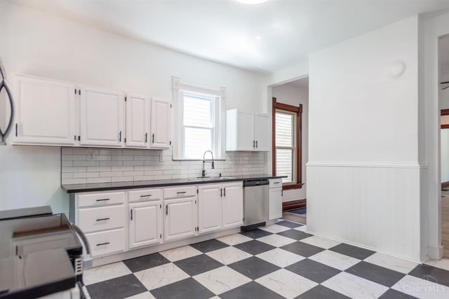 3014 Hackberry Street, Cincinnati, OH 45206