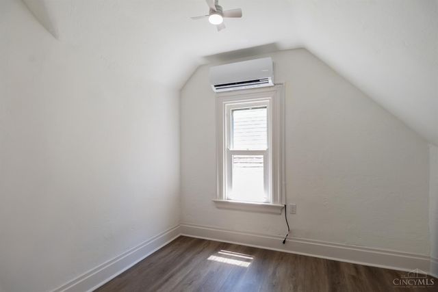 3014 Hackberry Street, Cincinnati, OH 45206