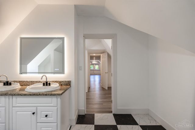 3014 Hackberry Street, Cincinnati, OH 45206