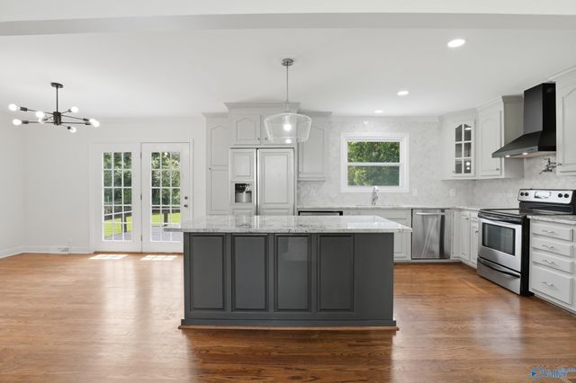 7915 Ensley Drive, Huntsville, AL 35802
