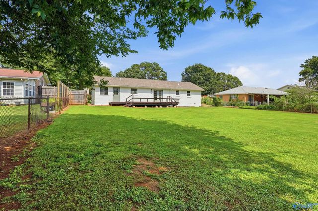 7915 Ensley Drive, Huntsville, AL 35802