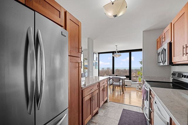 5445 N Sheridan Road 802, Chicago, IL 60640