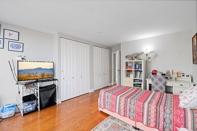 5445 N Sheridan Road 802, Chicago, IL 60640