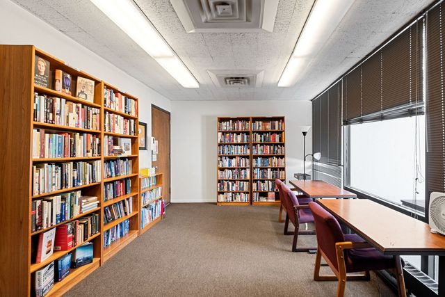 5445 N Sheridan Road 802, Chicago, IL 60640