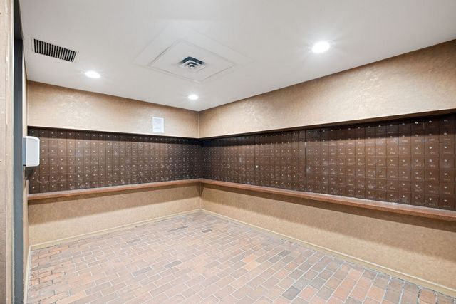 5445 N Sheridan Road 802, Chicago, IL 60640