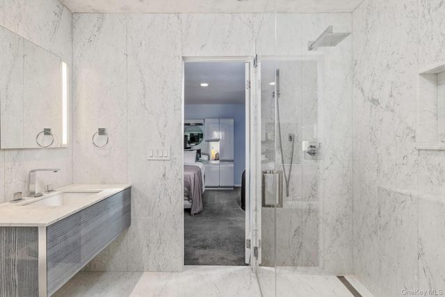 83 Cliff Road, Port Jefferson, NY 11777