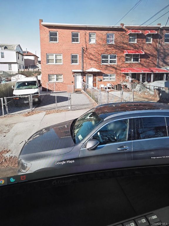 3111 Gunther Avenue, Bronx, NY 10469