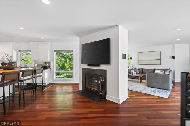 5148 Danens Drive, Edina, MN 55439