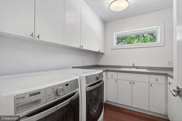 5148 Danens Drive, Edina, MN 55439