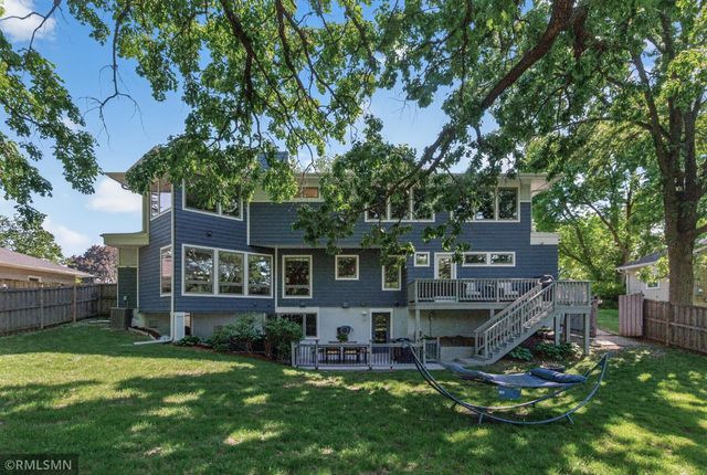 5148 Danens Drive, Edina, MN 55439