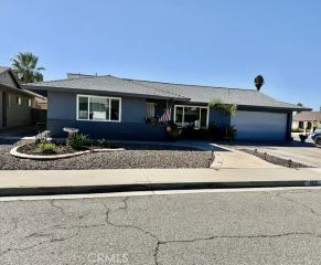 1621 W Montrose, Hemet, CA 92543