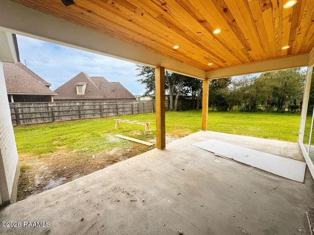 206 Commons Drive, Lafayette, LA 70508