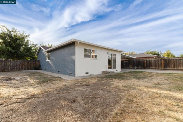 2921 Rio Grande Dr, Antioch, CA 94509