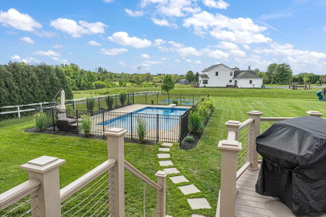 263 W 163rd Avenue, Lowell, IN 46356