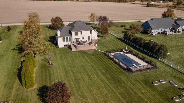 263 W 163rd Avenue, Lowell, IN 46356