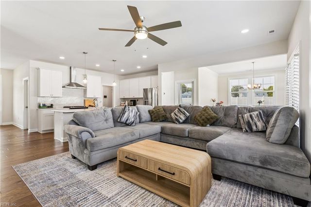 2405 Redemption CT, Virginia Beach, VA 23456