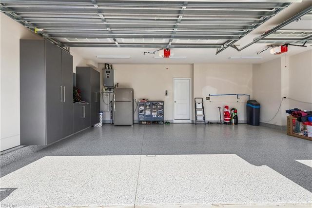 2405 Redemption CT, Virginia Beach, VA 23456