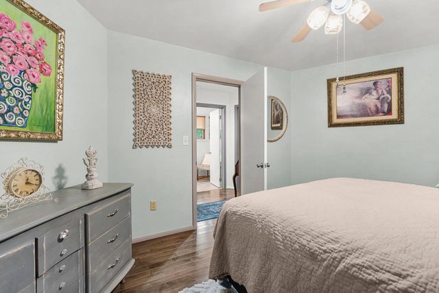 W6439 LAKEVIEW COURT, Menasha, WI 54952