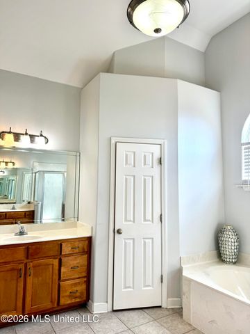 911 Clair Cove, Hernando, MS 38632