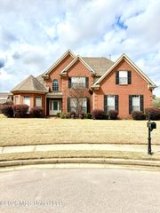 911 Clair Cove, Hernando, MS 38632