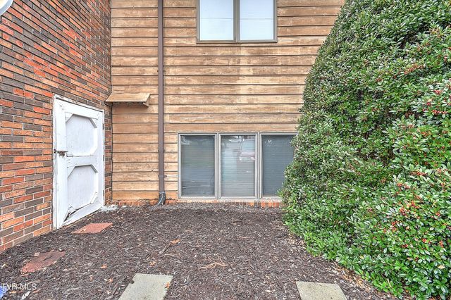 500 Fleetwood Drive 7, Kingsport, TN 37660