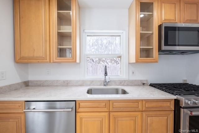 66 Lake Shore Drive, Patterson, NY 12563