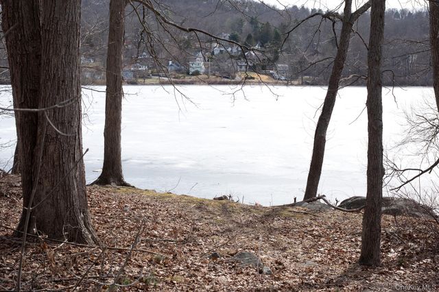 66 Lake Shore Drive, Patterson, NY 12563